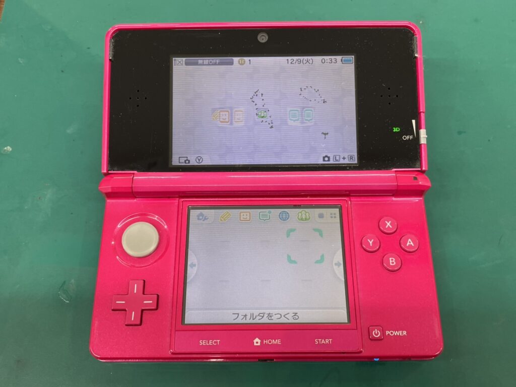 3DS液晶に黒いシミ　液晶画面修理