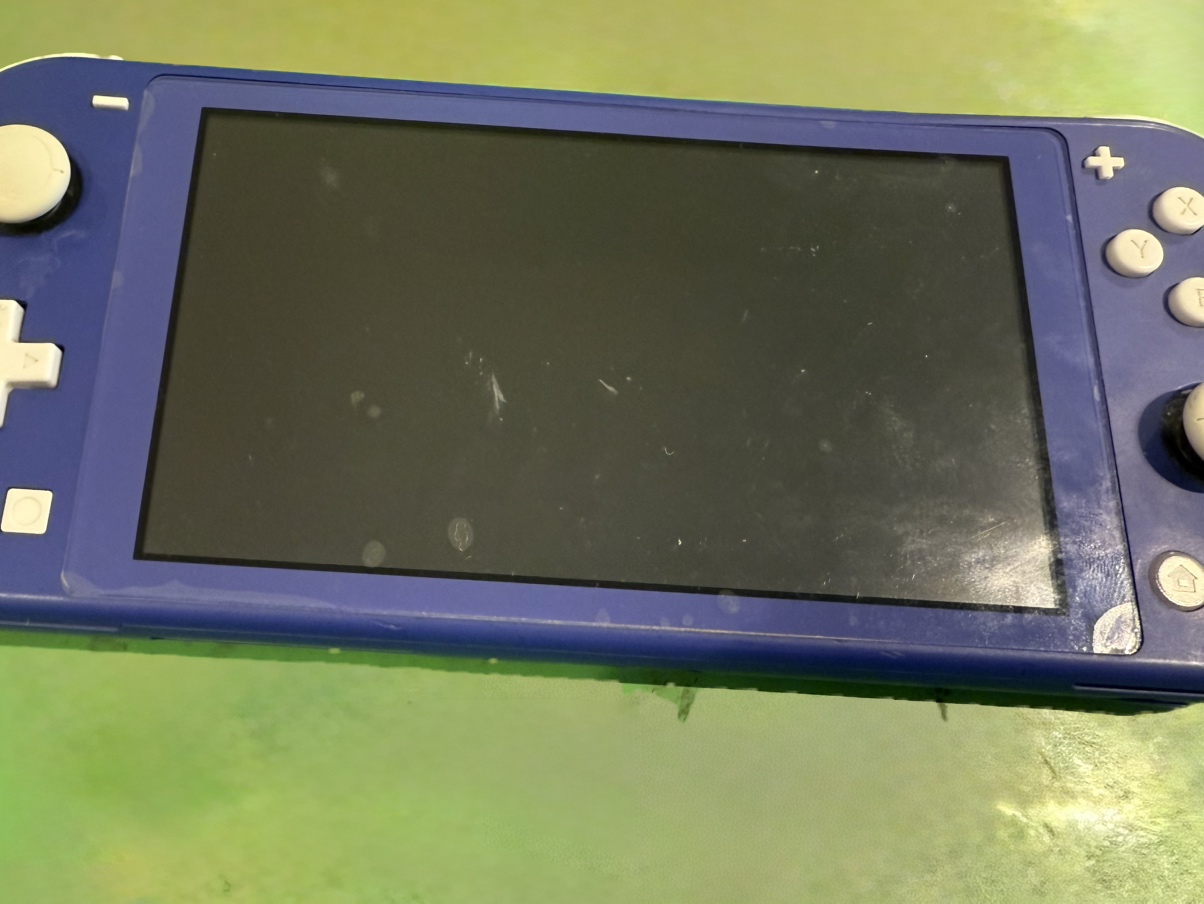 Switc Lite 液晶修理　関内